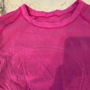 lululemon pink short sleeve